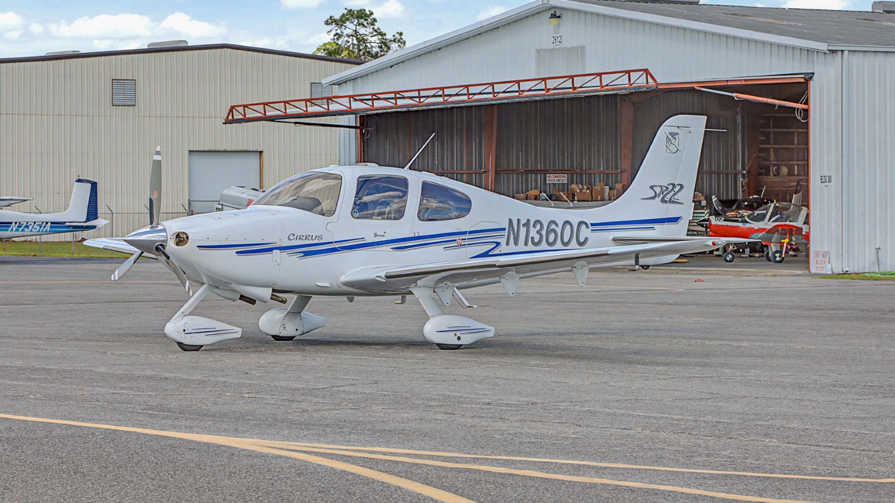 2003 Beechcraft SR-22